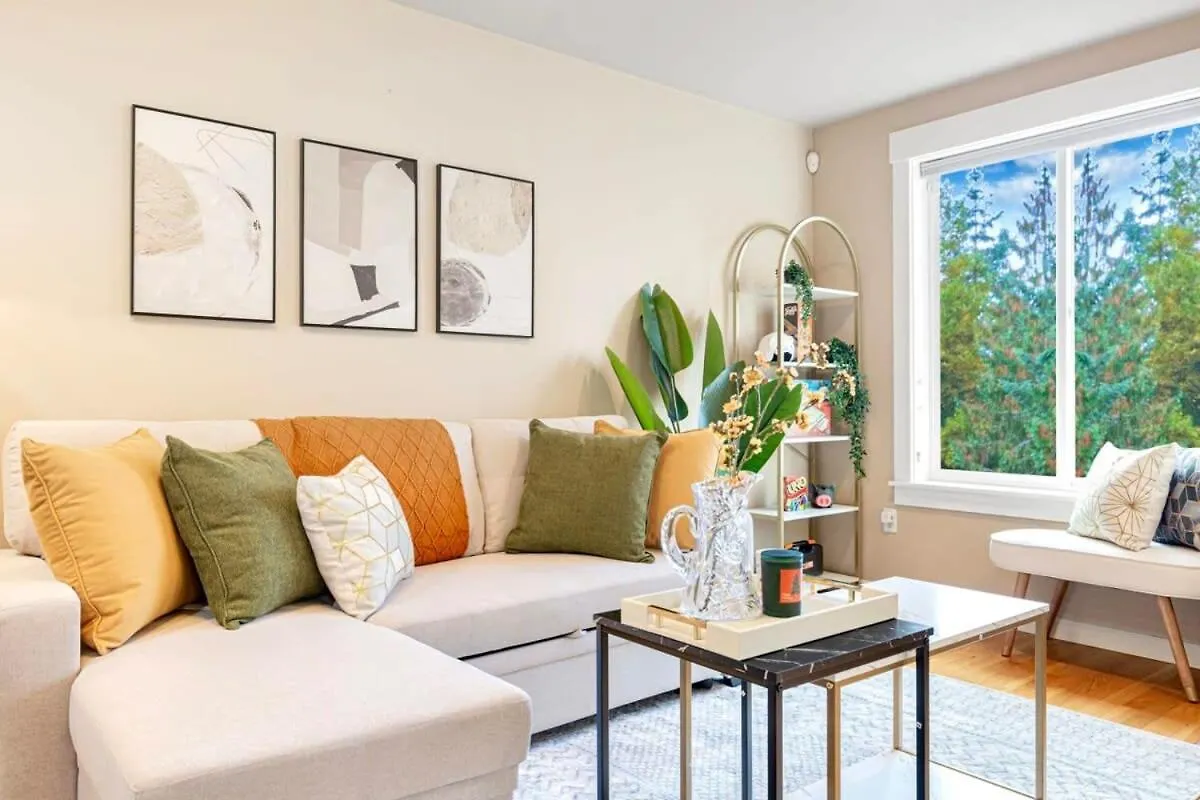 Holiday home Prime Northgate Retreat Near Mall I-5 Light Rail Seattle