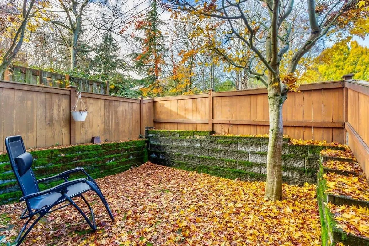 Holiday home Prime Northgate Retreat Near Mall I-5 Light Rail Seattle
